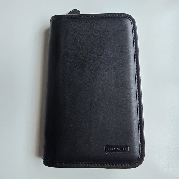 Coach Black Leather Zippered Travel Organizer/Planner Wallet